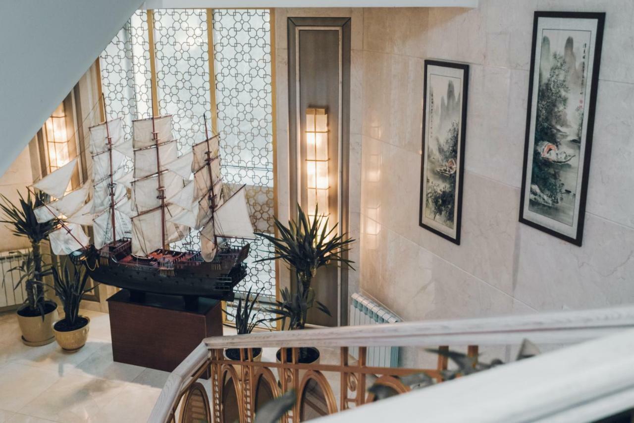 Soluxe Hotel Almatı Dış mekan fotoğraf